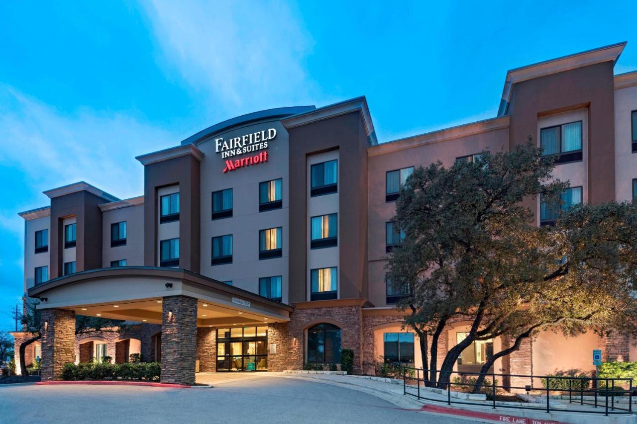 Fairfield Inn And Suites By Marriott Austin Northwest/Research Blvd Exterior photo