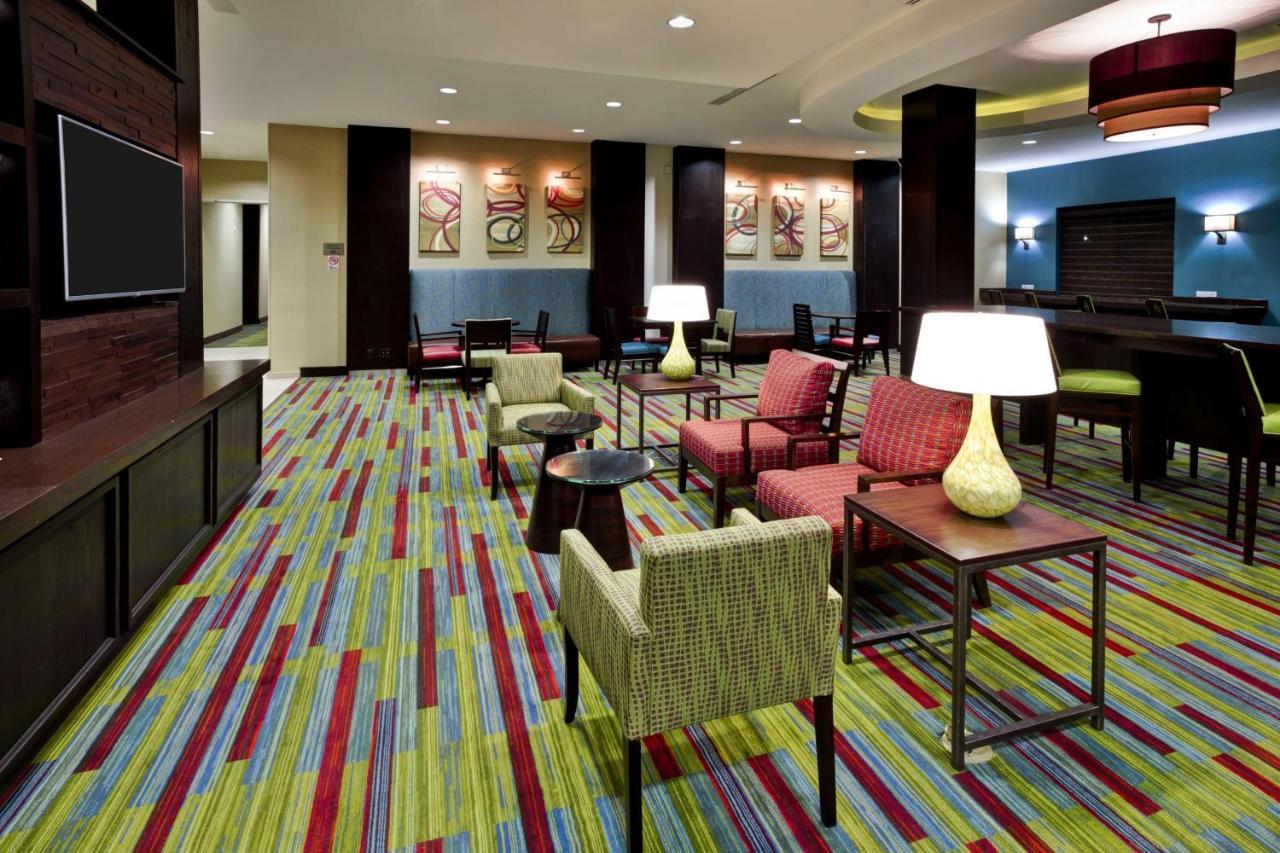 Fairfield Inn And Suites By Marriott Austin Northwest/Research Blvd Exterior photo