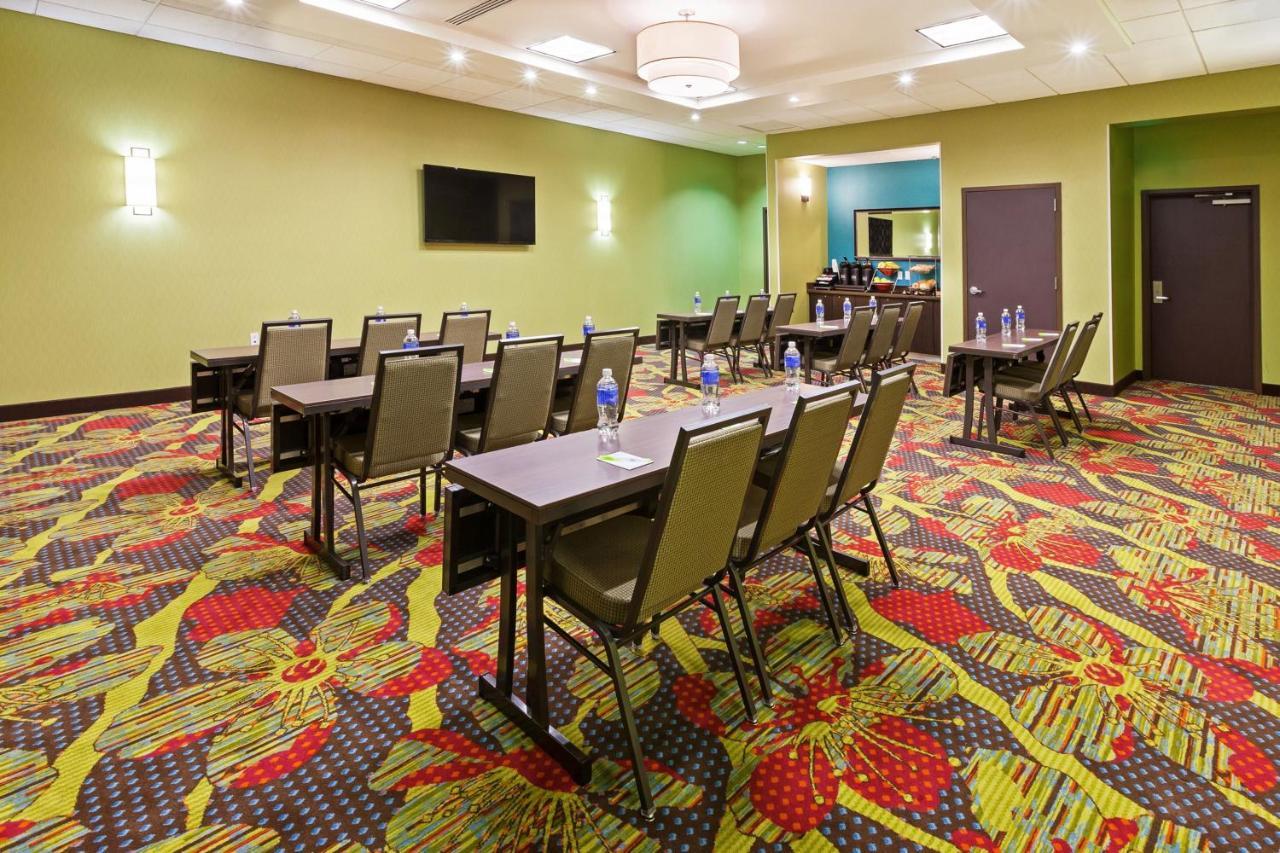 Fairfield Inn And Suites By Marriott Austin Northwest/Research Blvd Exterior photo