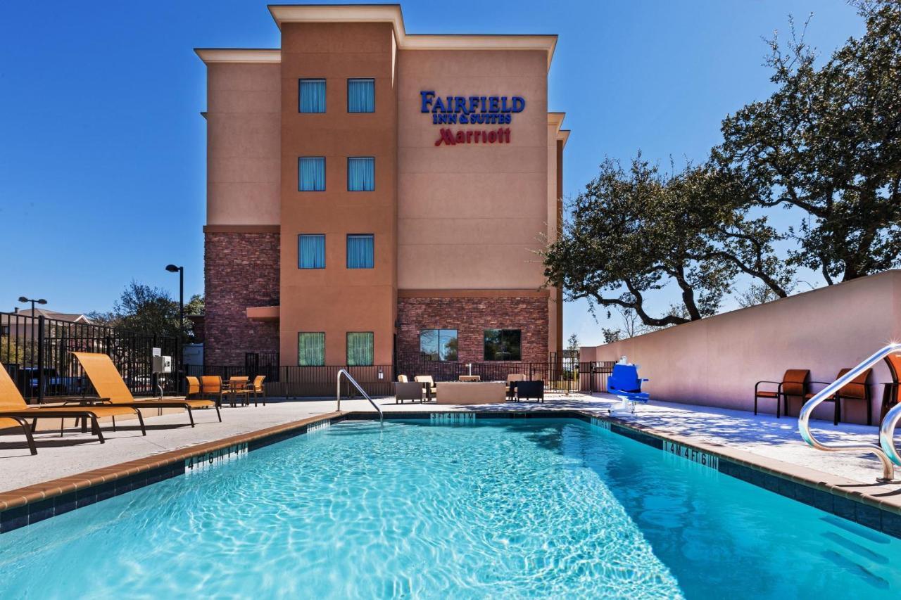 Fairfield Inn And Suites By Marriott Austin Northwest/Research Blvd Exterior photo