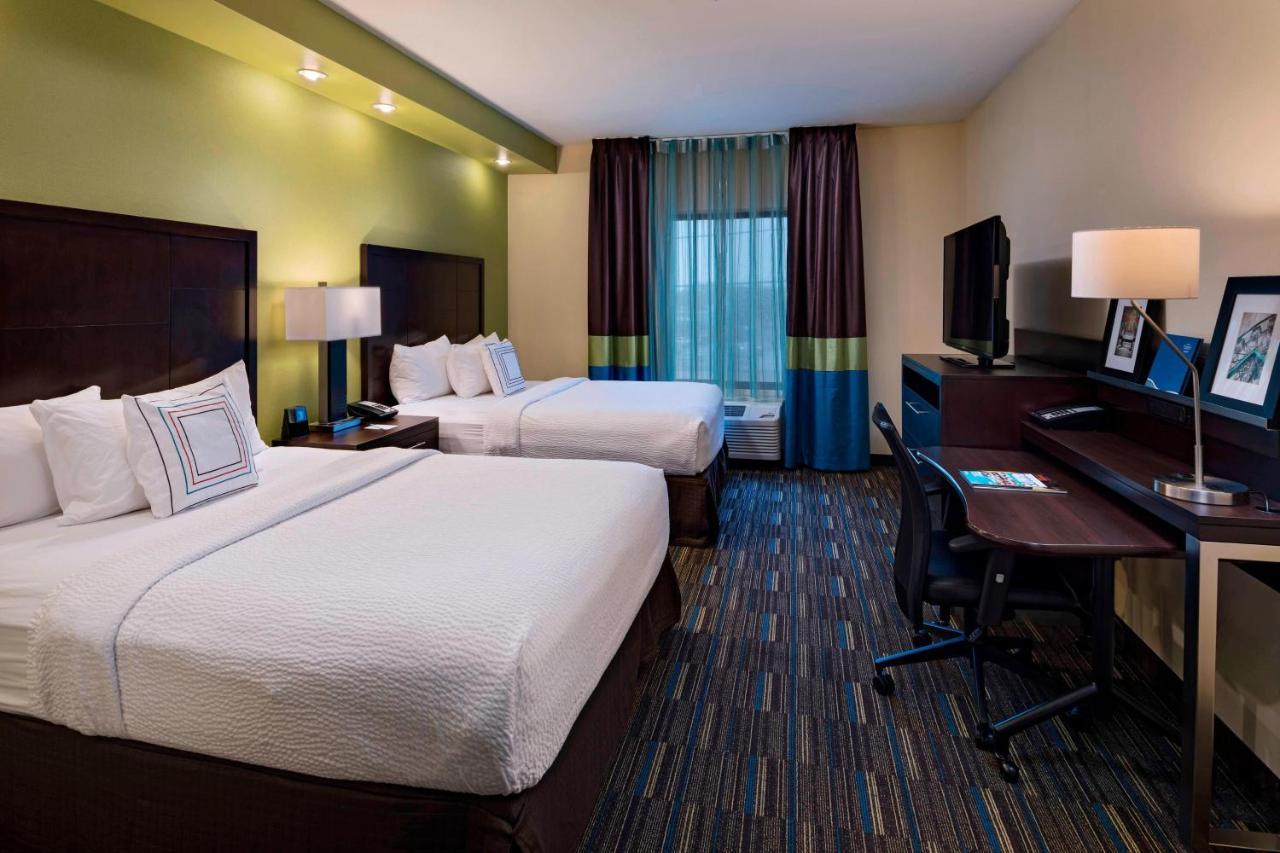 Fairfield Inn And Suites By Marriott Austin Northwest/Research Blvd Exterior photo