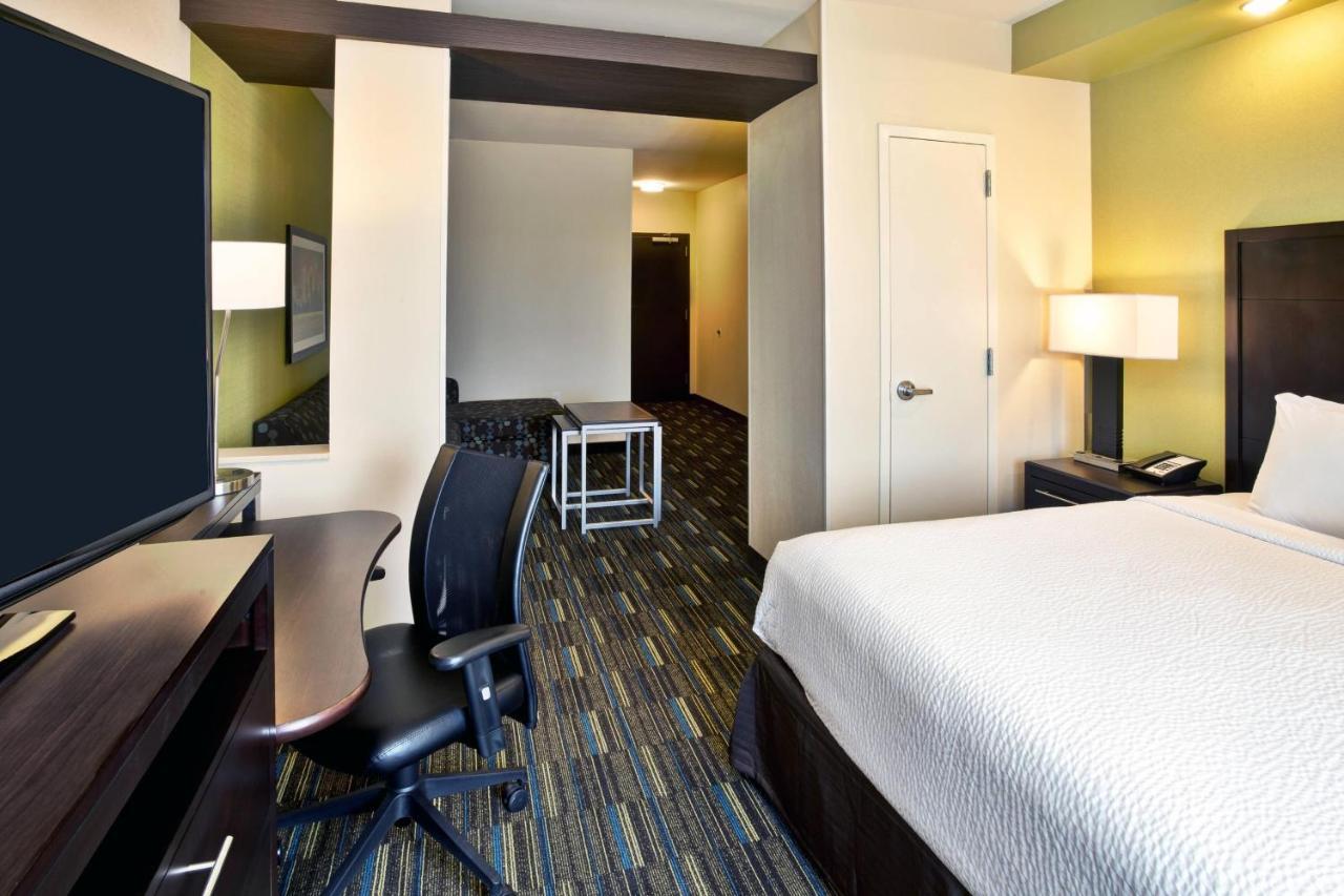Fairfield Inn And Suites By Marriott Austin Northwest/Research Blvd Exterior photo