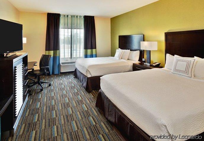 Fairfield Inn And Suites By Marriott Austin Northwest/Research Blvd Exterior photo
