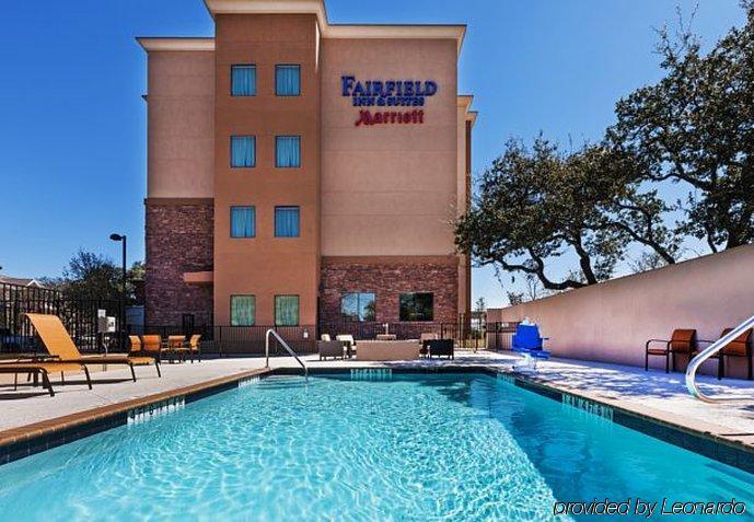 Fairfield Inn And Suites By Marriott Austin Northwest/Research Blvd Exterior photo