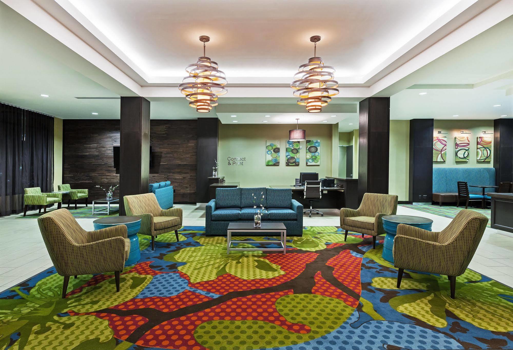 Fairfield Inn And Suites By Marriott Austin Northwest/Research Blvd Exterior photo