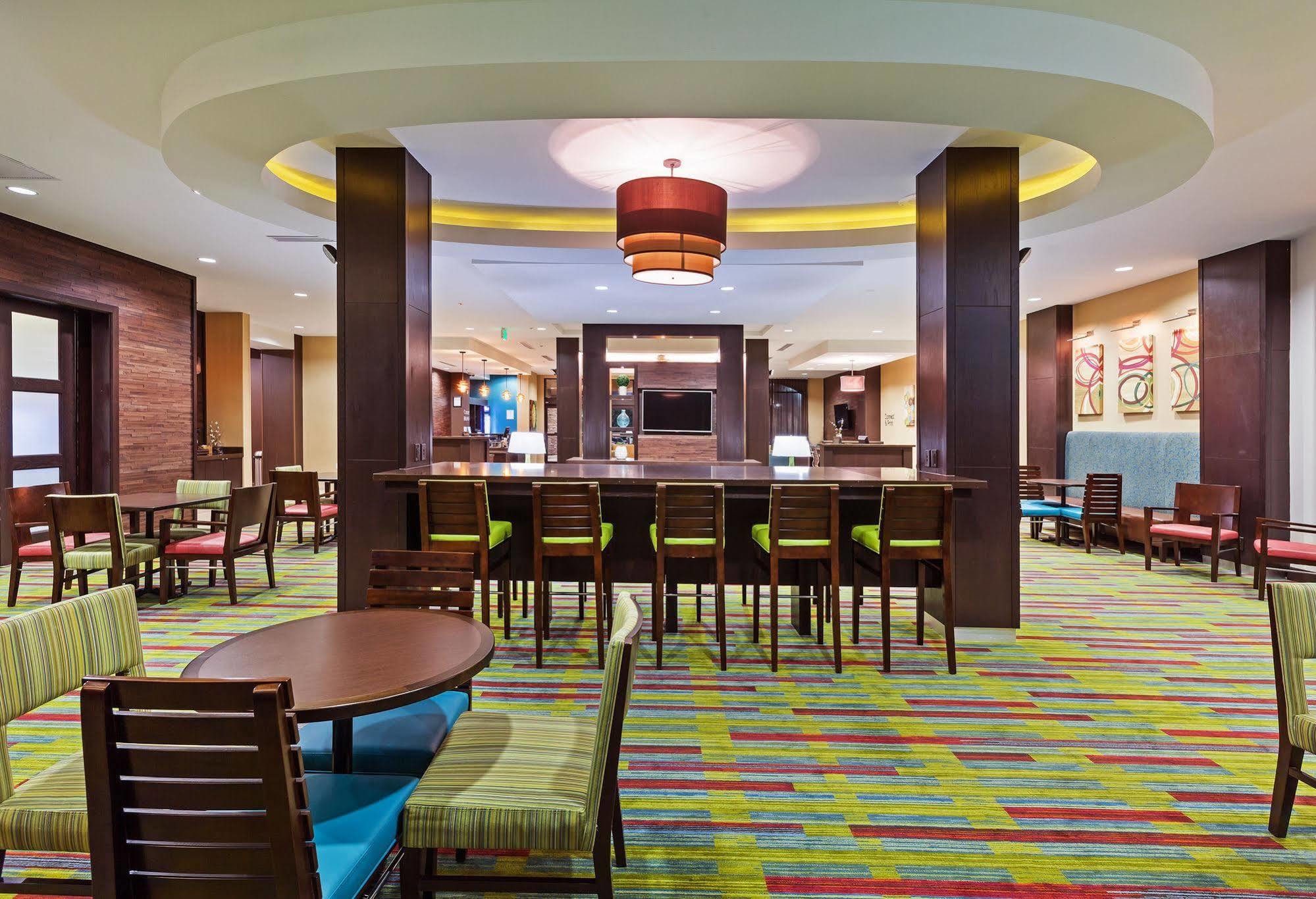 Fairfield Inn And Suites By Marriott Austin Northwest/Research Blvd Exterior photo